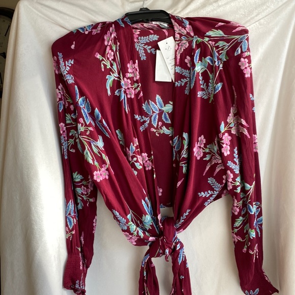 Patrons of Peace Tops - Women's Patrons of Peace Floral Blouse Size Small